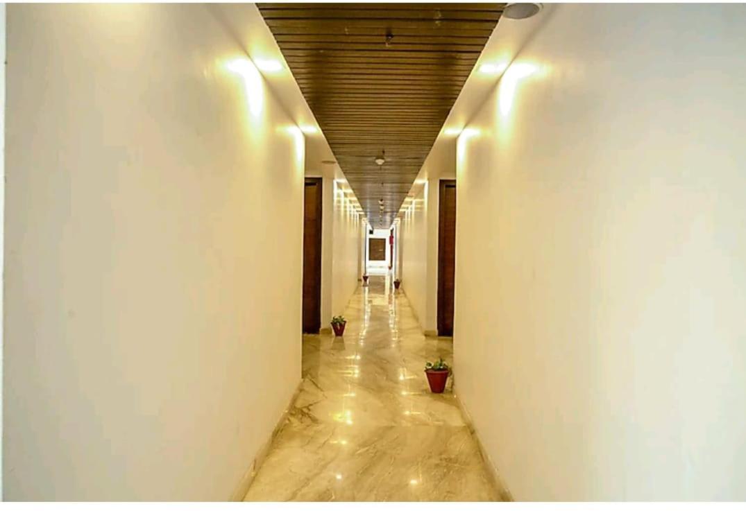 Hotel Agra Grande By Goyal Hoteliers Exterior photo