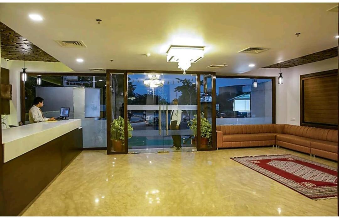 Hotel Agra Grande By Goyal Hoteliers Exterior photo