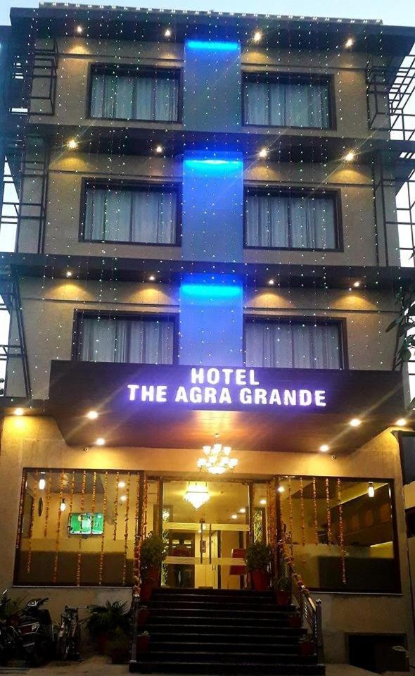 Hotel Agra Grande By Goyal Hoteliers Exterior photo